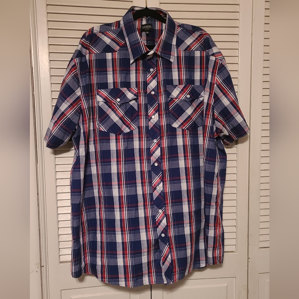 Men's short sleeve pearl snap shirt